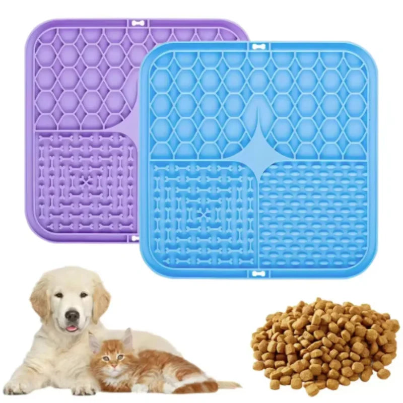 Silicone lick mat for slow feeding and enrichment