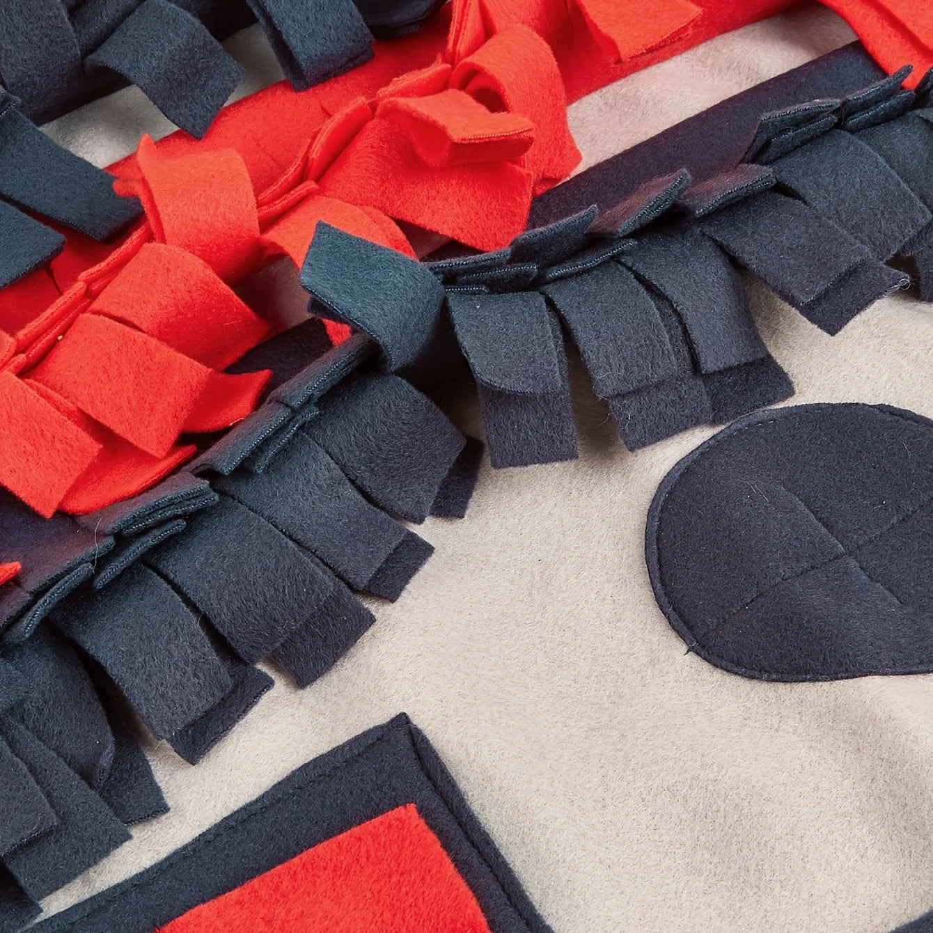Snuffle mat for slow feeding and scent foraging (view 3)