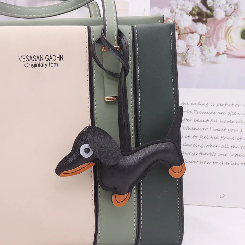 Dachshund Keychain — PU leather bag charm, Black